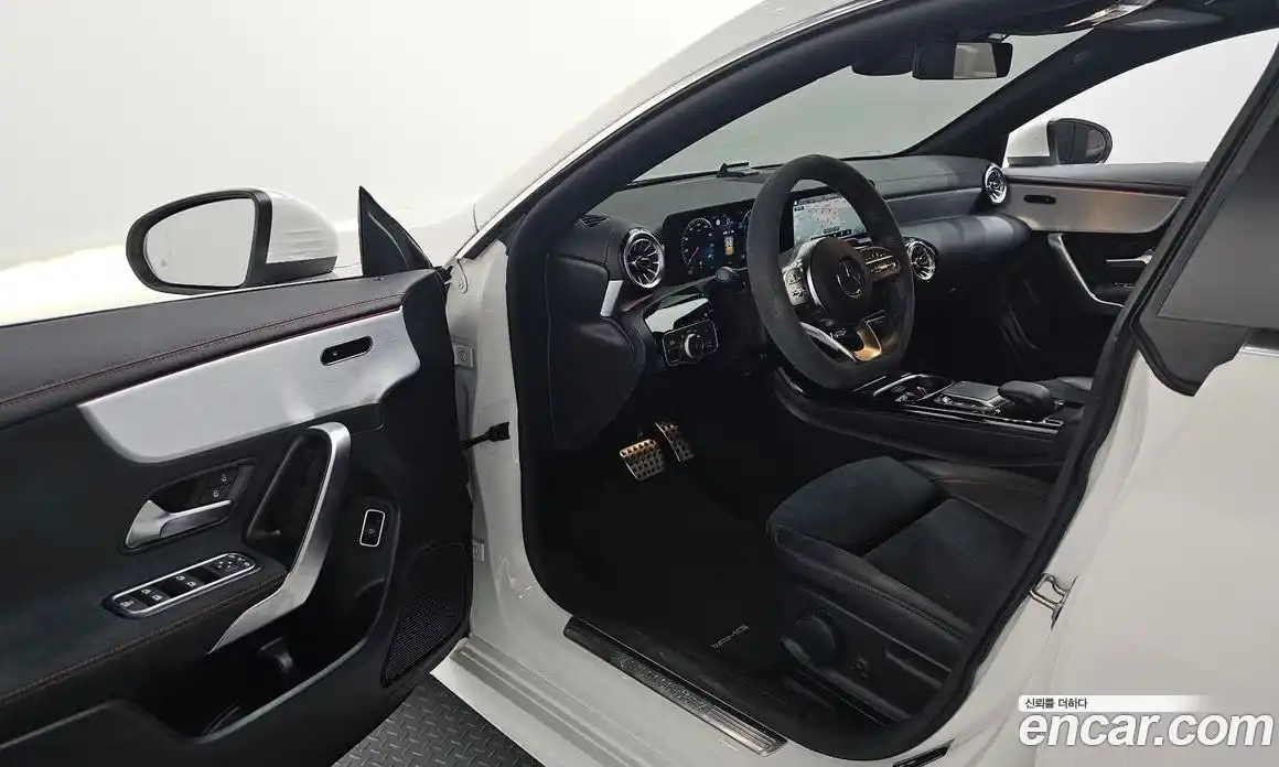 Mercedes-Benz CLA-Class 2022 2.0 гидро, фото 13