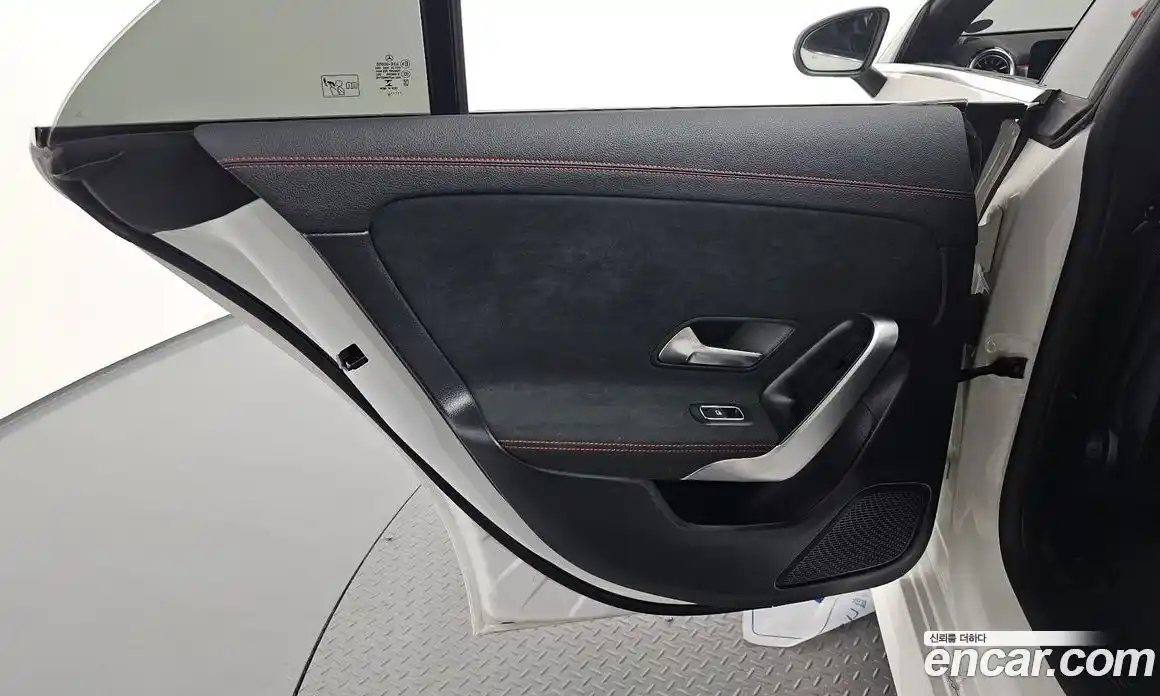 Mercedes-Benz CLA-Class 2022 2.0 гидро, фото 15