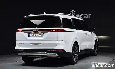 Kia Carnival 2023 2.2 автомат (гидро), миниатюра 2