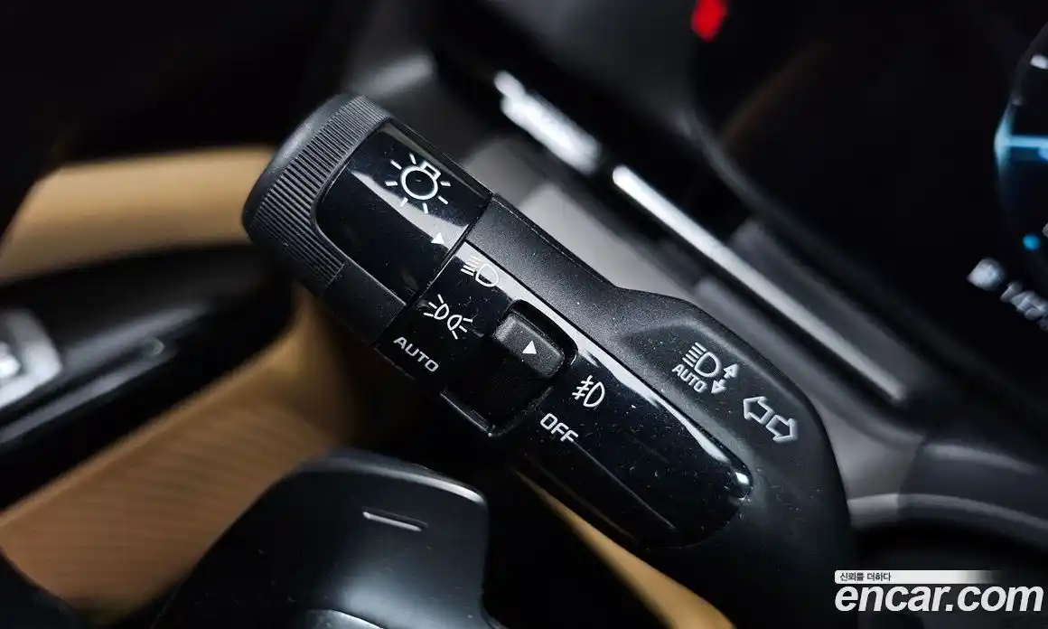 Kia Carnival 2023 2.2 автомат (гидро), фото 28