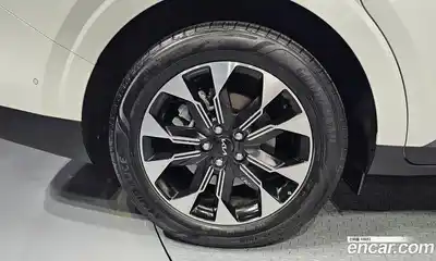 Kia Carnival 2023 2.2 автомат (гидро), миниатюра 5