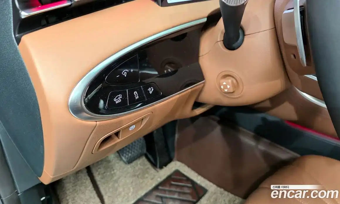 Genesis GV70 2024 2.5 гидро, фото 25