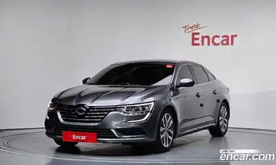 Renault SM6