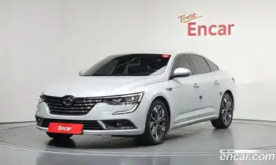 Renault SM6