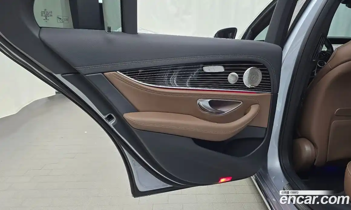 Mercedes-Benz E-Class 2021 3.0 гидро, фото 15