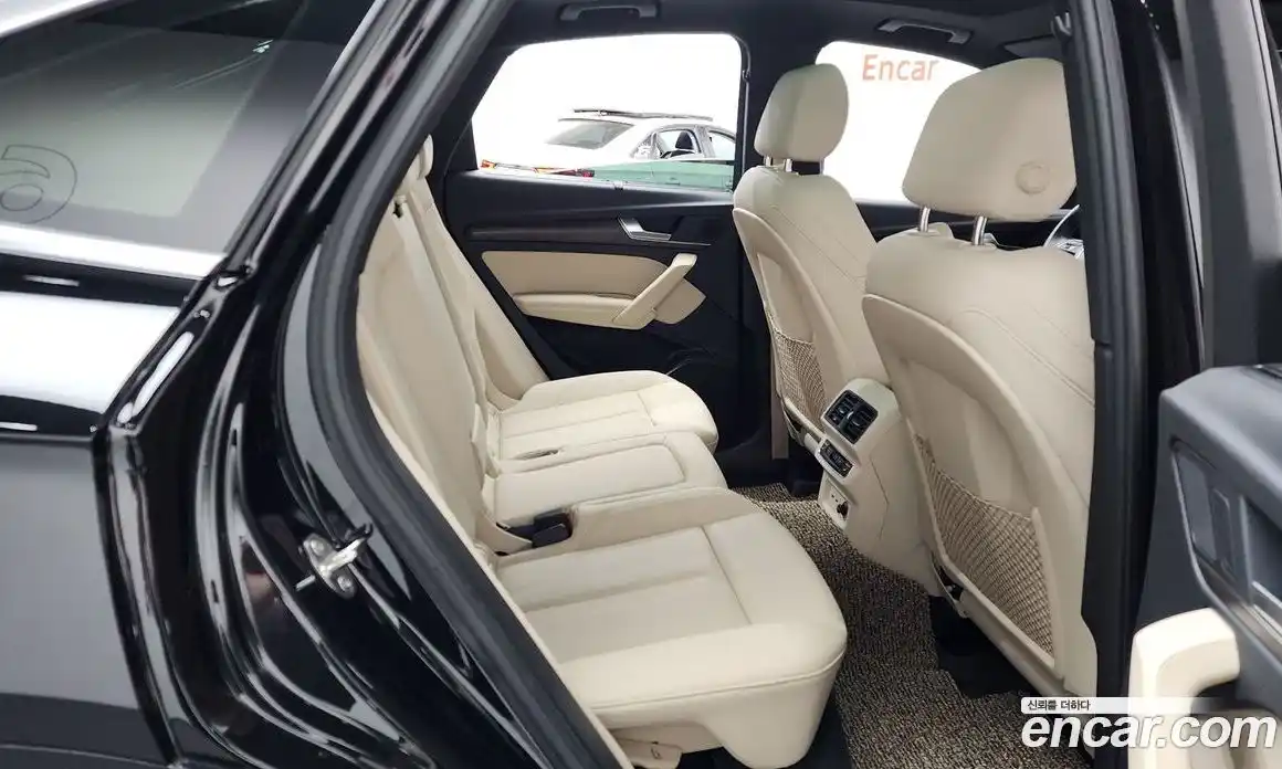 Audi Q5 2023 2.0 гидро, фото 17