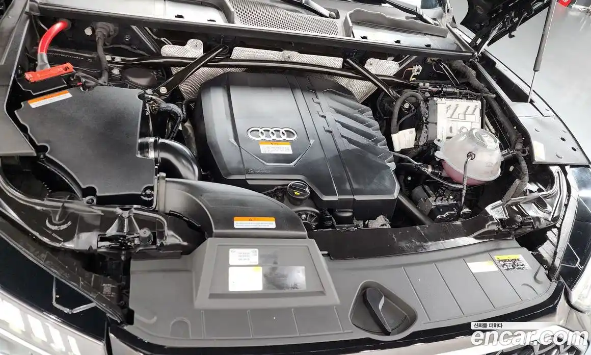 Audi Q5 2023 2.0 гидро, фото 6