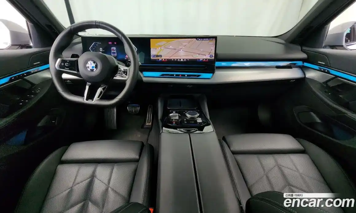 BMW 5-Series 2025 2.0 гидро, фото 10