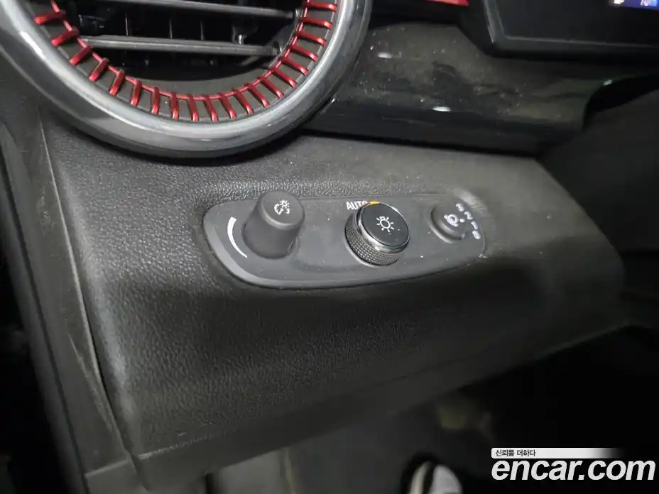 Chevrolet Trax 2023 1.2 гидро, фото 14