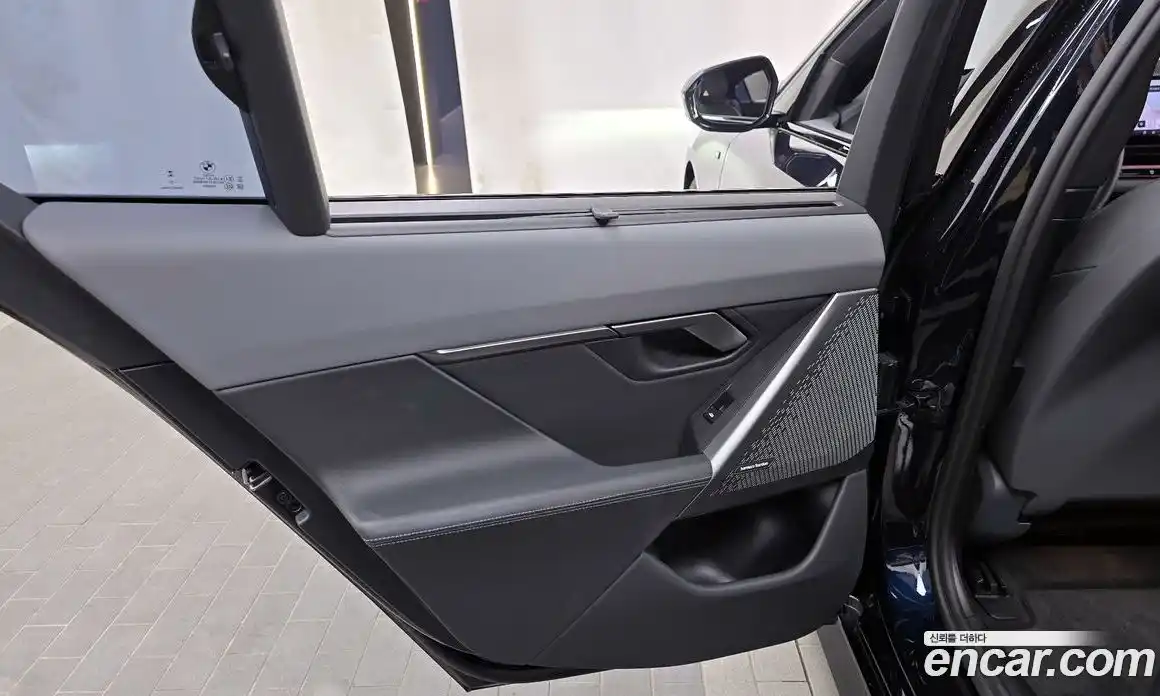 BMW 5-Series 2024 2.0 гидро, фото 15