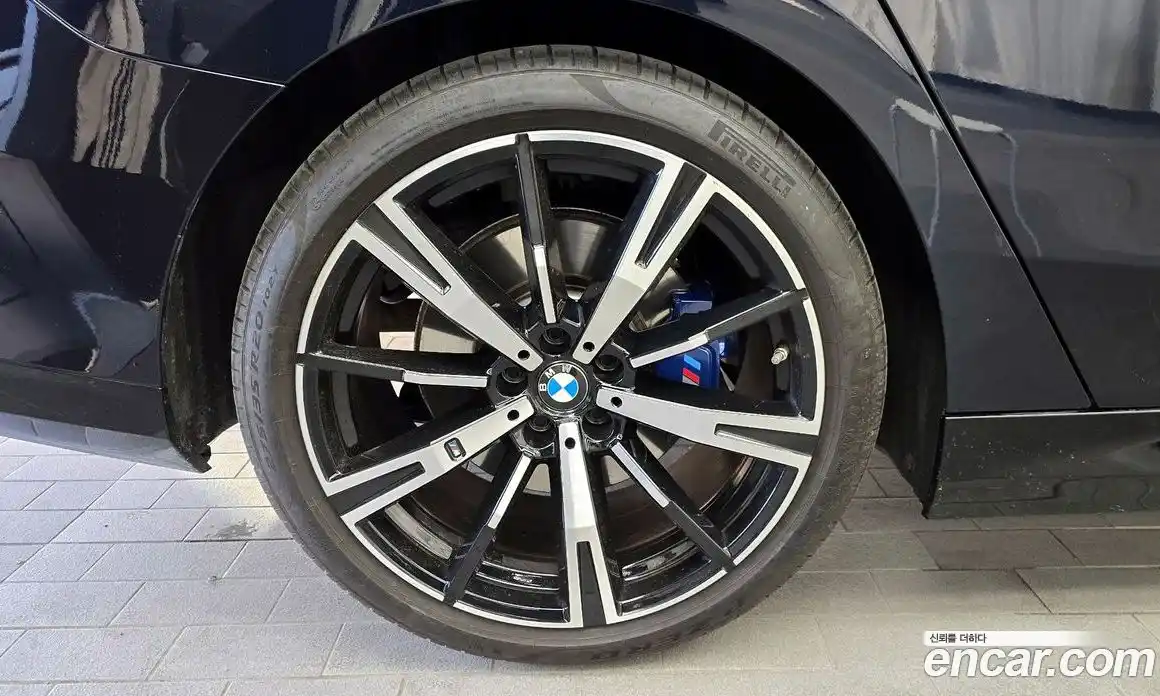 BMW 5-Series 2024 2.0 гидро, фото 5