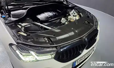 BMW 6-Series 2022 2.0 гидро, миниатюра 6