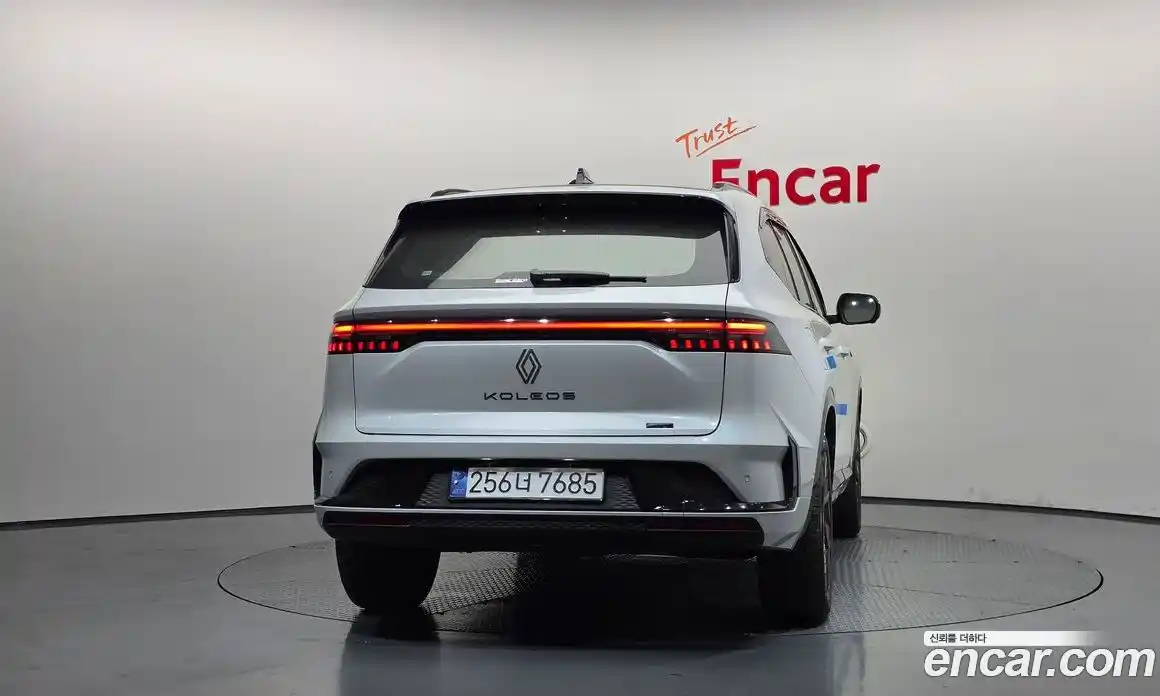 Renault Grand Koleos 2025 1.5 гидро, фото 4