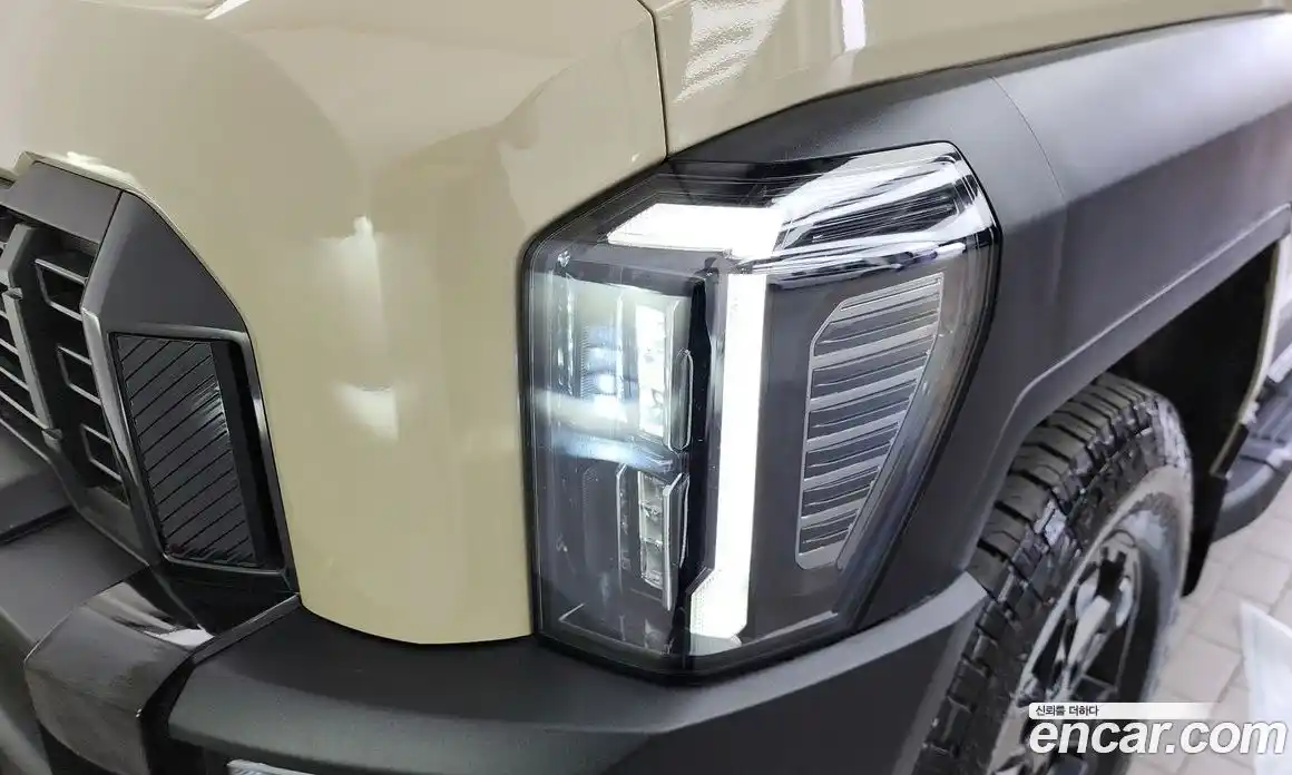 Kia Tasman 2025 2.5 гидро, фото 8