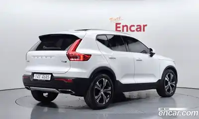 Volvo XC40 2019 2.0 автомат (гидро), миниатюра 2