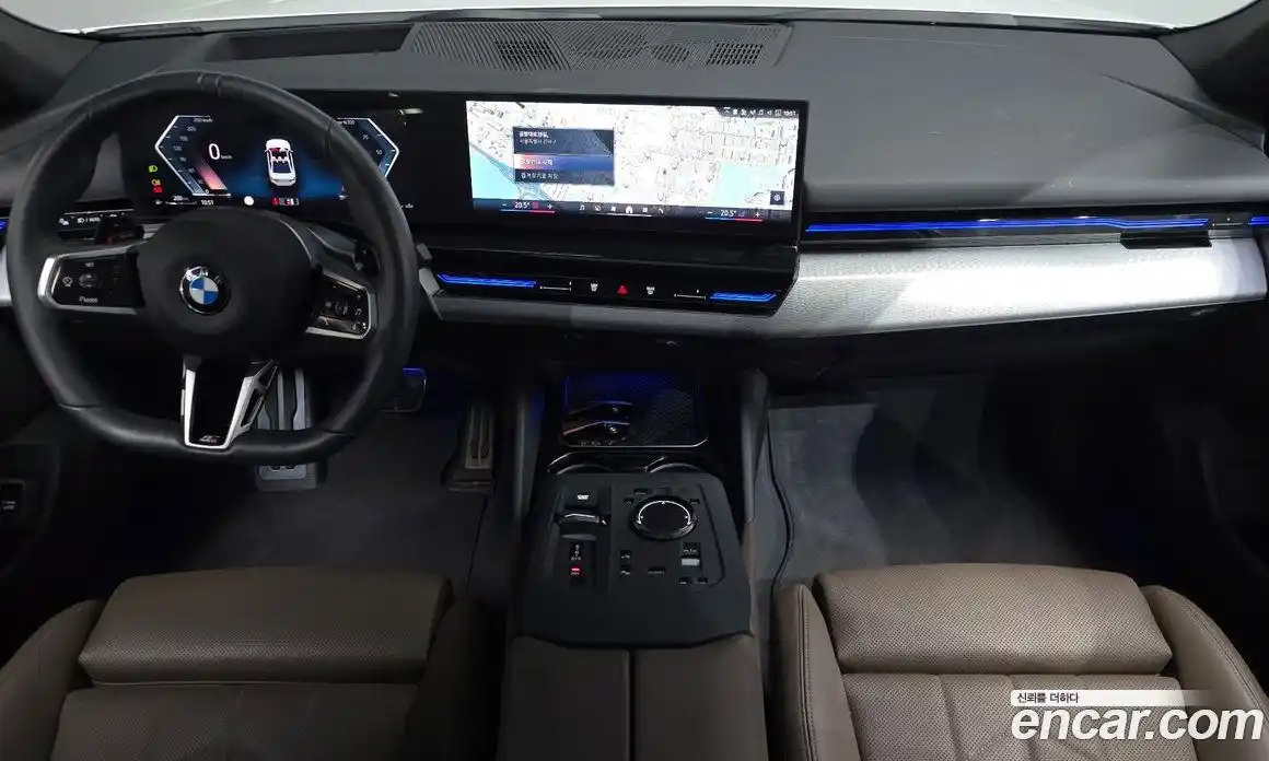 BMW 5-Series 2024 2.0 гидро, фото 9