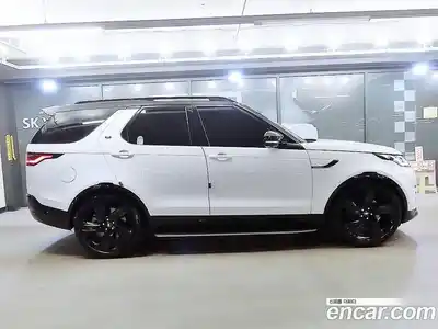 Land Rover Discovery 2025 3.0 автомат (гидро), миниатюра 3