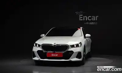 BMW 5-Series 2025 2.0 гидро, миниатюра 3