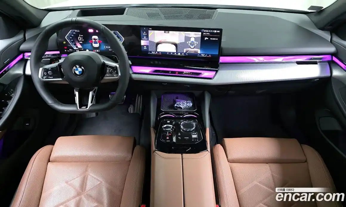 BMW 5-Series 2025 2.0 гидро, фото 7
