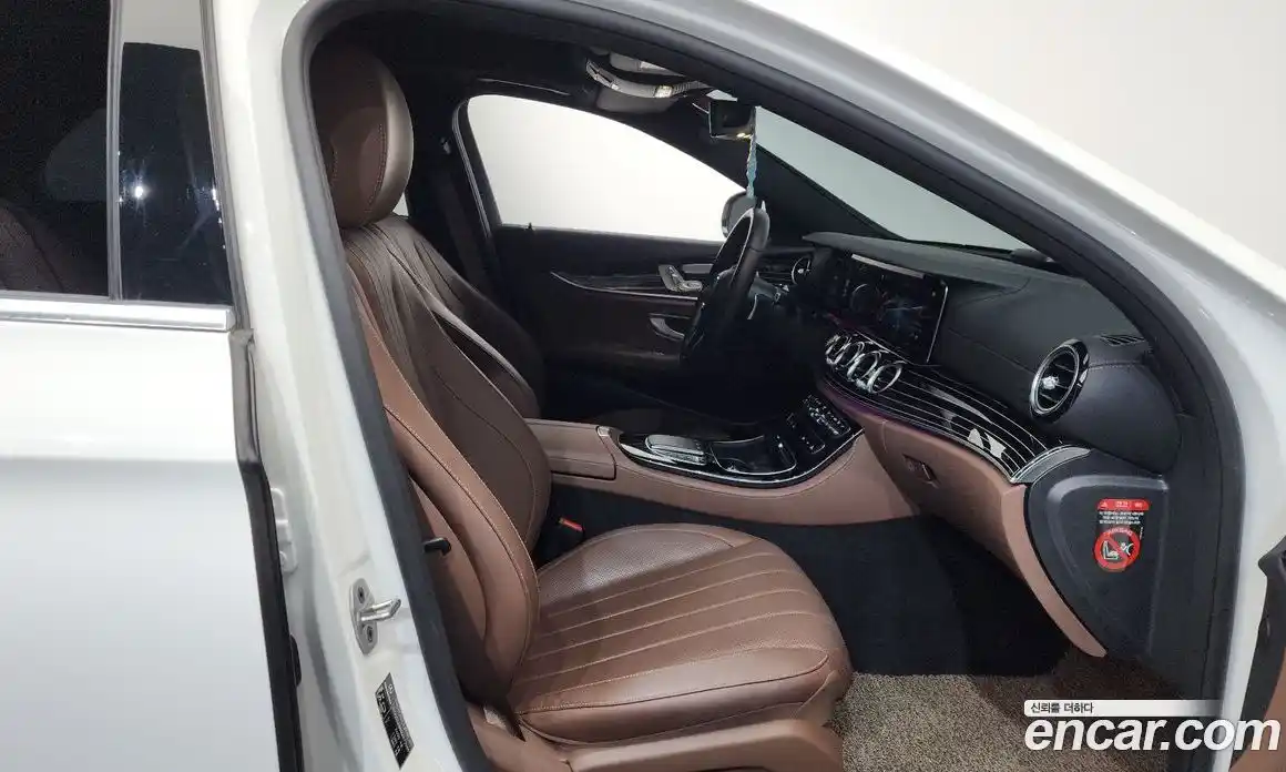 Mercedes-Benz E-Class 2021 3.0 гидро, фото 16