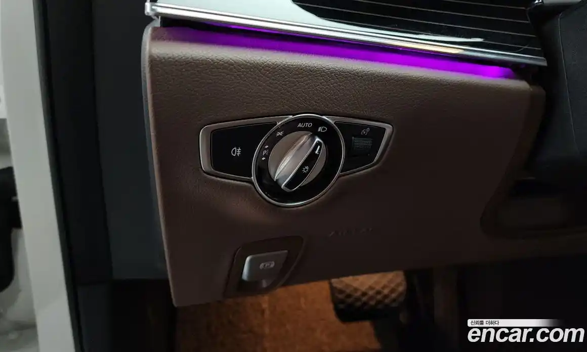 Mercedes-Benz E-Class 2021 3.0 гидро, фото 29