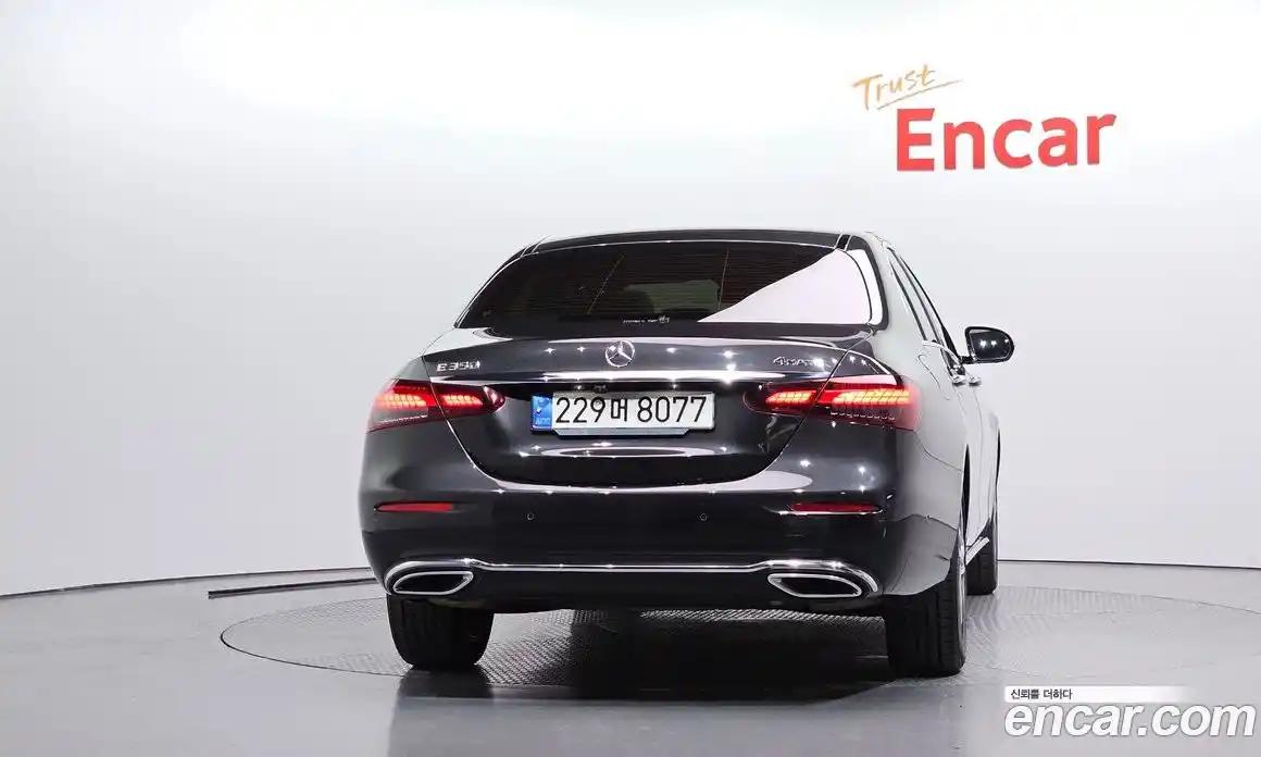 Mercedes-Benz E-Class 2021 2.0 автомат (гидро), фото 4