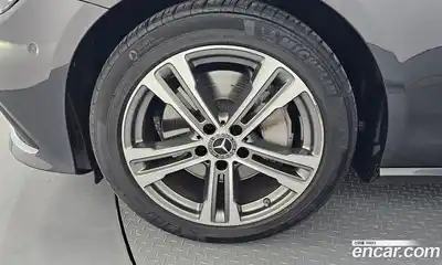 Mercedes-Benz E-Class 2021 2.0 автомат (гидро), миниатюра 5