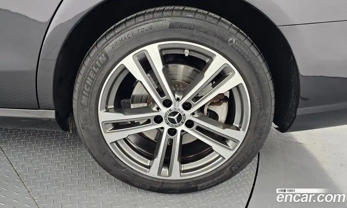 Mercedes-Benz E-Class 2021 2.0 автомат (гидро), фото 7