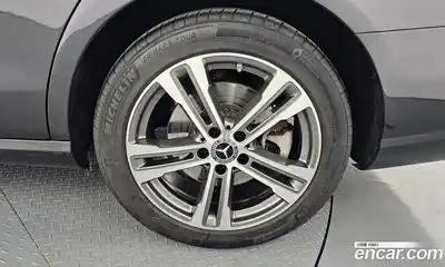 Mercedes-Benz E-Class 2021 2.0 автомат (гидро), миниатюра 7