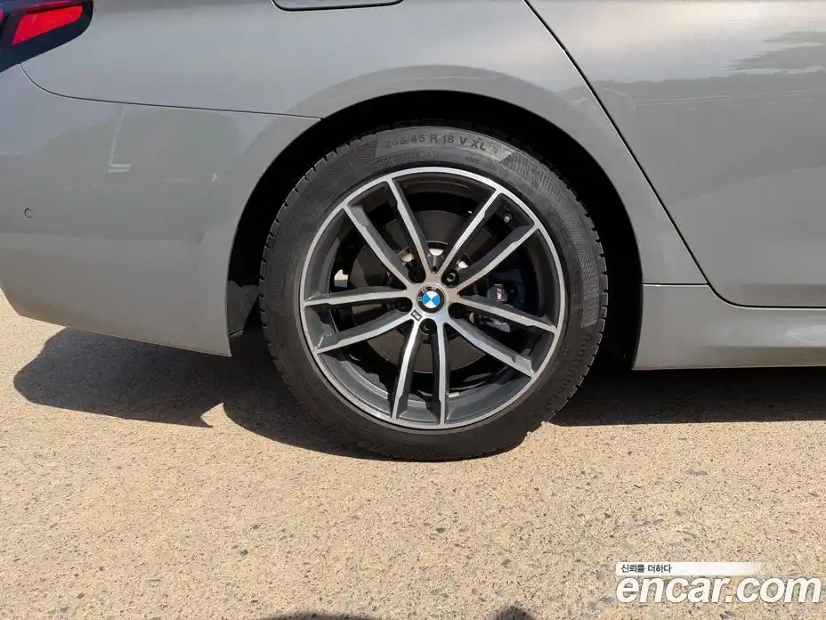 BMW 5-Series 2021 2.0 гидро, фото 15