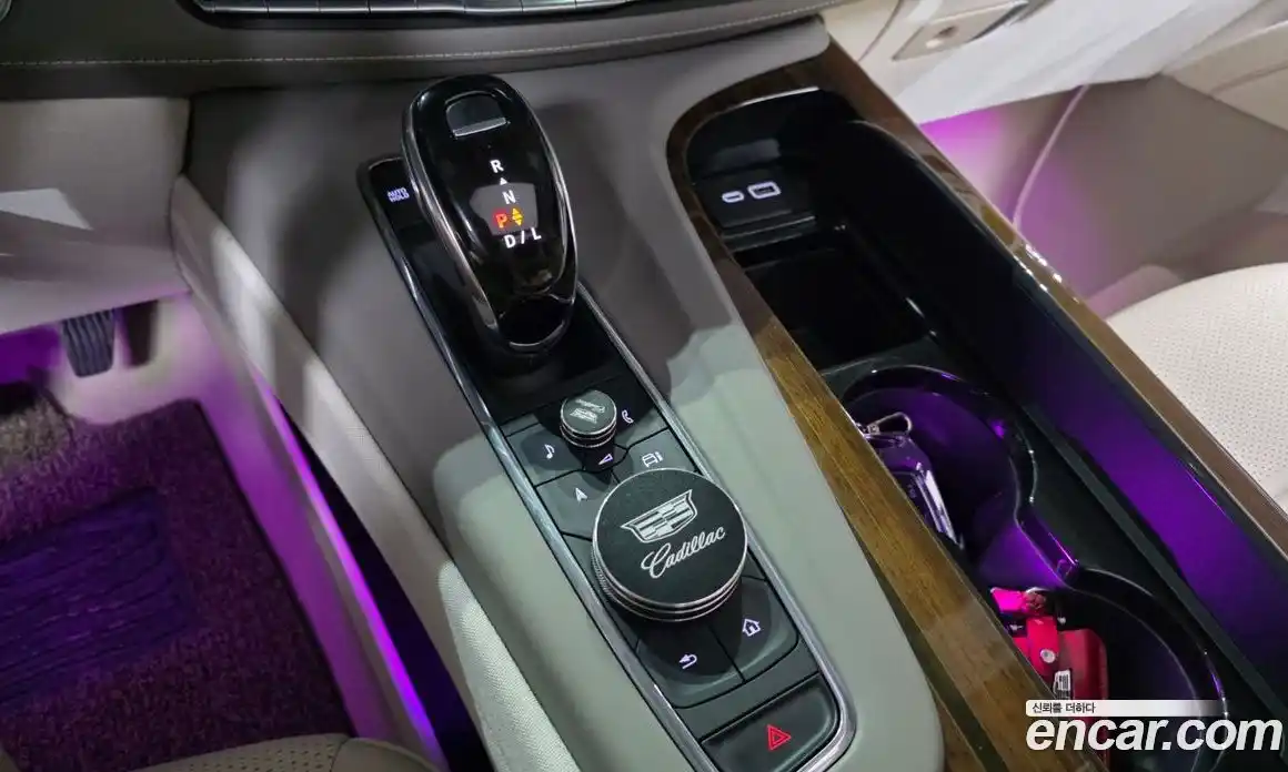 Cadillac Escalade 2022 6.2 гидро, фото 11