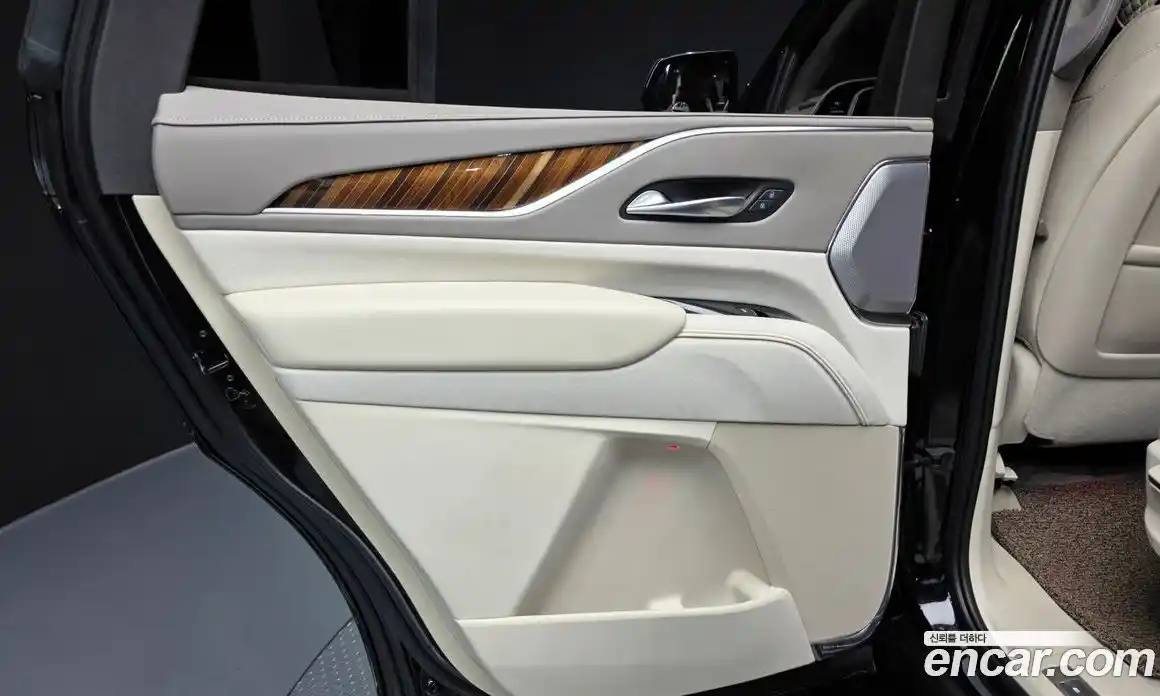 Cadillac Escalade 2022 6.2 гидро, фото 14