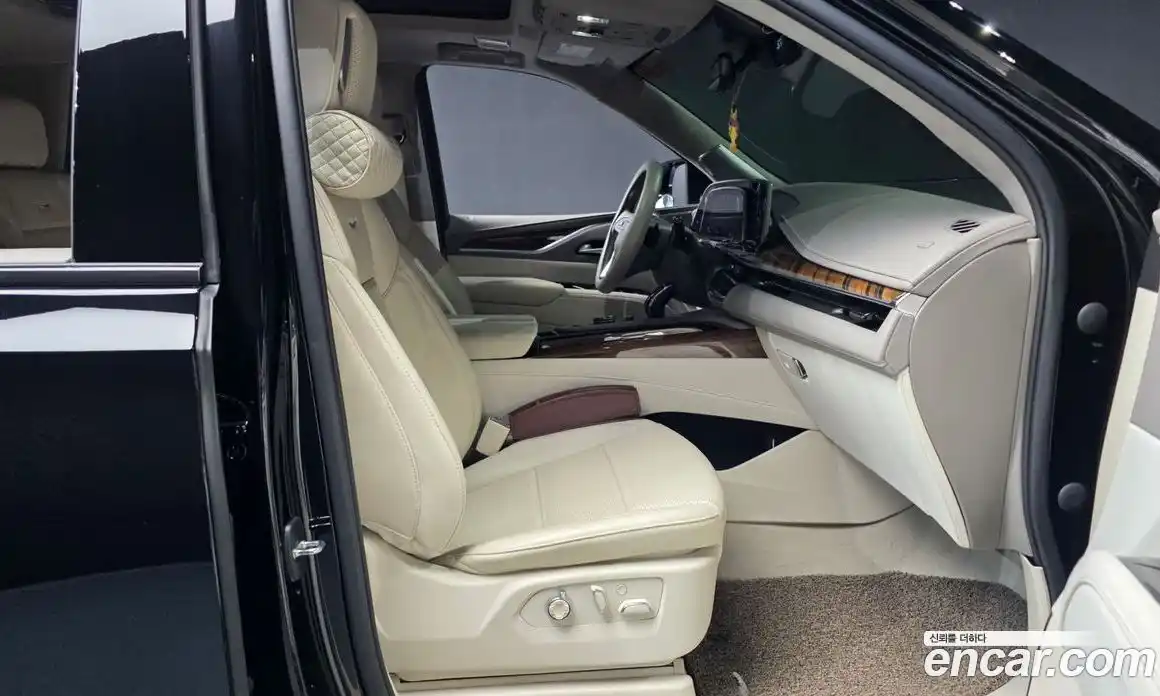 Cadillac Escalade 2022 6.2 гидро, фото 16
