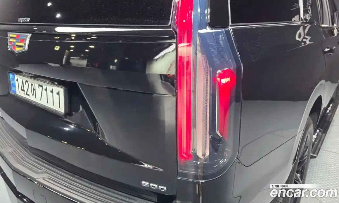 Cadillac Escalade 2022 6.2 гидро, фото 8