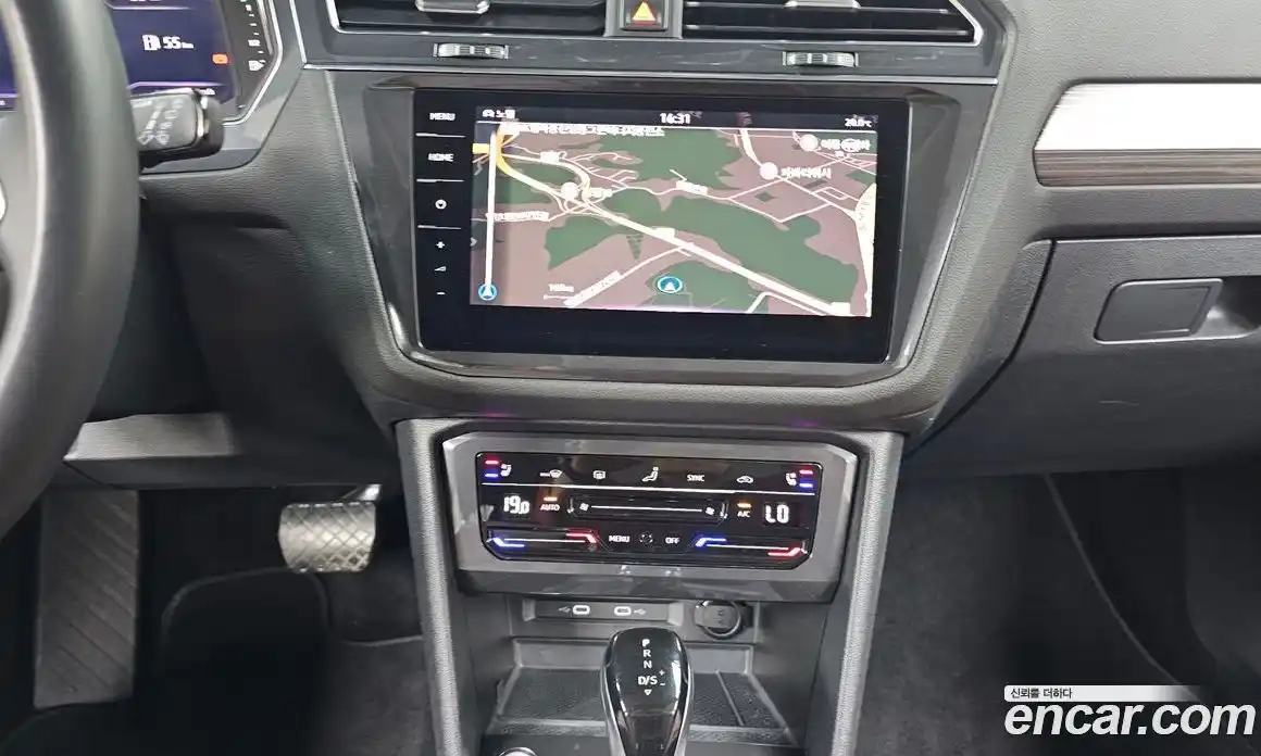 Volkswagen Tiguan 2023 2.0 автомат (гидро), фото 18
