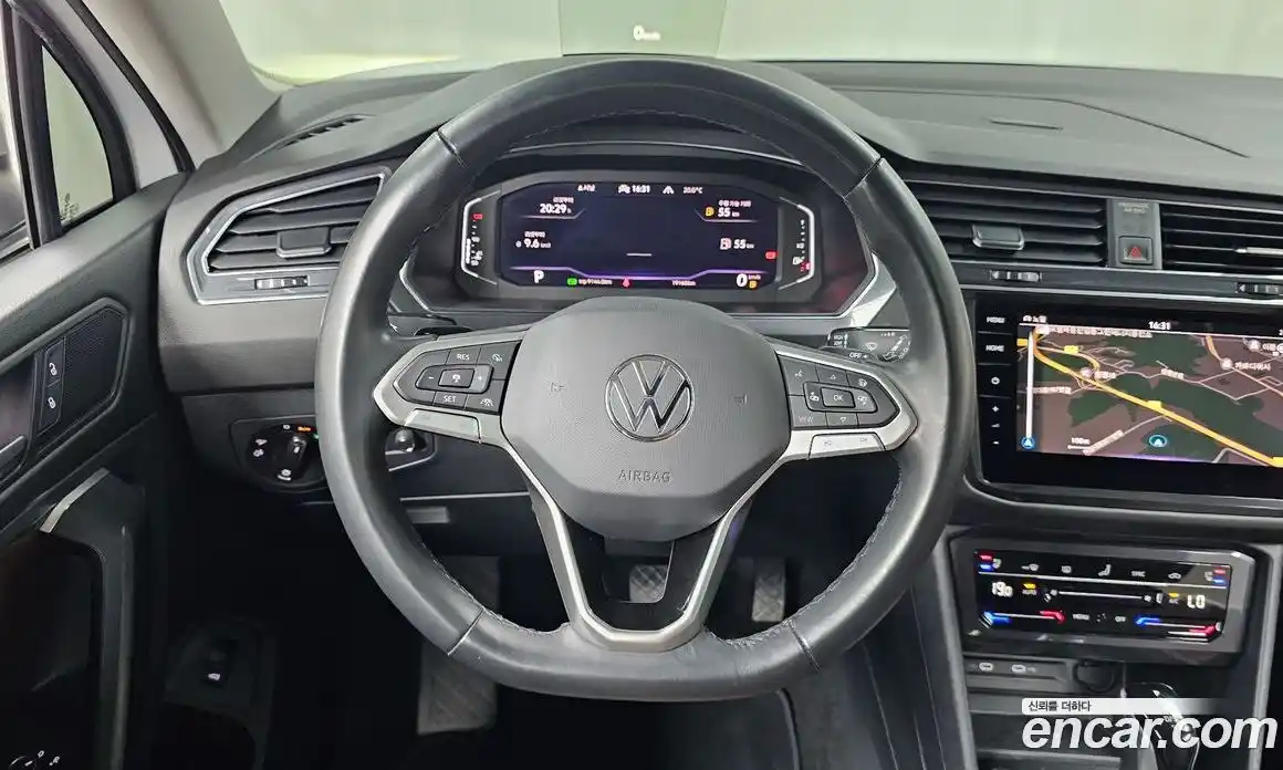 Volkswagen Tiguan 2023 2.0 автомат (гидро), фото 19