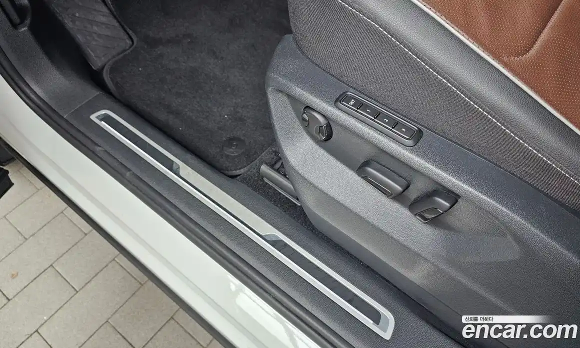 Volkswagen Tiguan 2023 2.0 автомат (гидро), фото 22