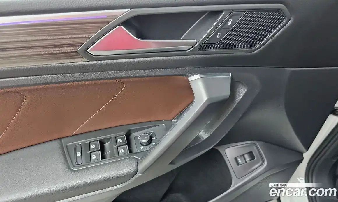 Volkswagen Tiguan 2023 2.0 автомат (гидро), фото 28