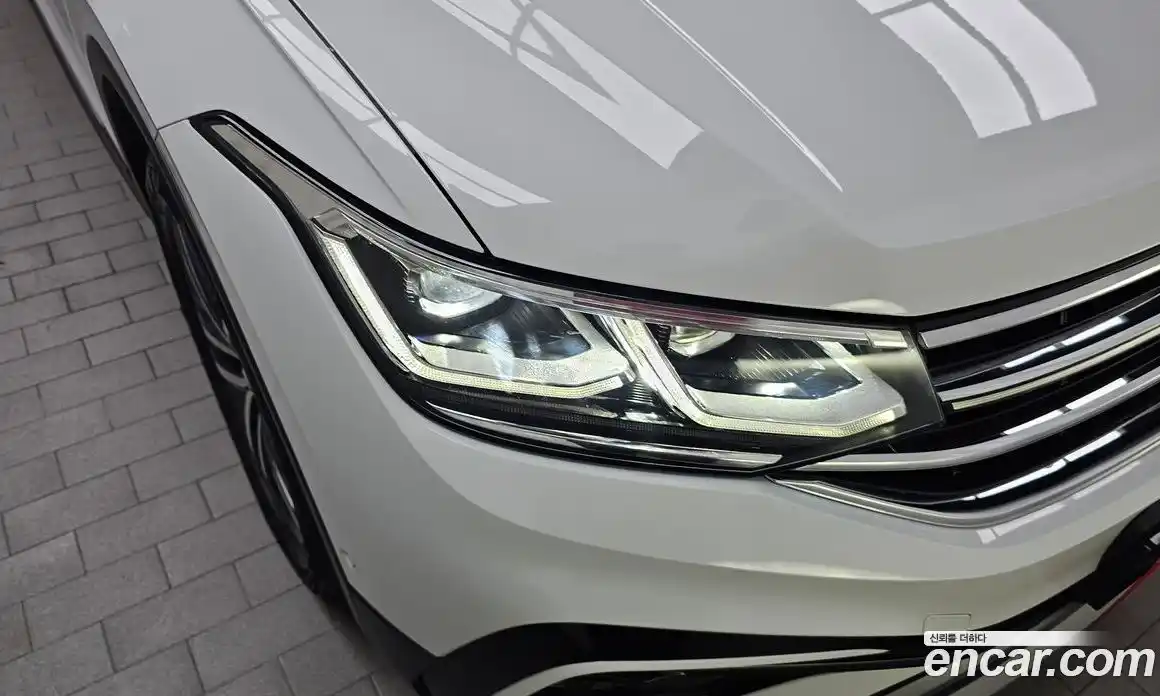 Volkswagen Tiguan 2023 2.0 автомат (гидро), фото 8