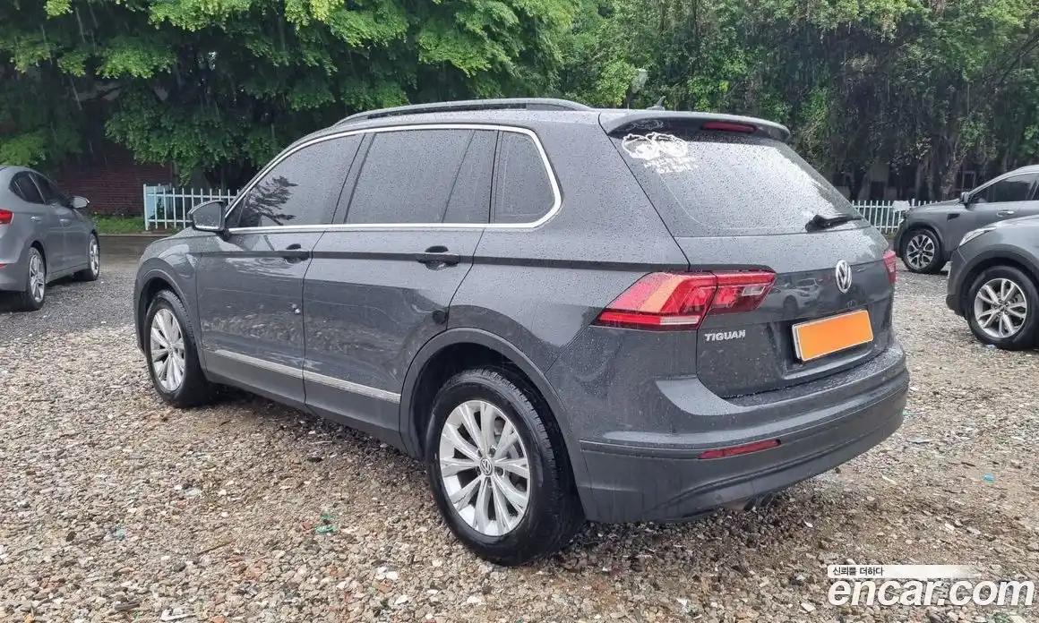 Volkswagen Tiguan 2018 2.0 автомат (гидро), фото 3