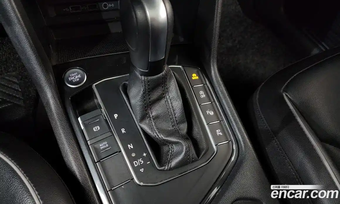 Volkswagen Tiguan 2019 2.0 автомат (гидро), фото 12
