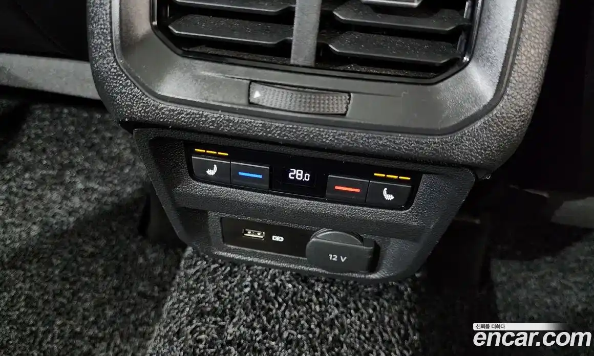 Volkswagen Tiguan 2019 2.0 автомат (гидро), фото 25