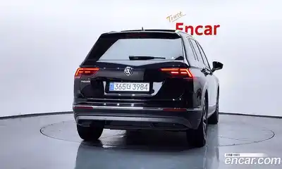 Volkswagen Tiguan 2019 2.0 автомат (гидро), миниатюра 4