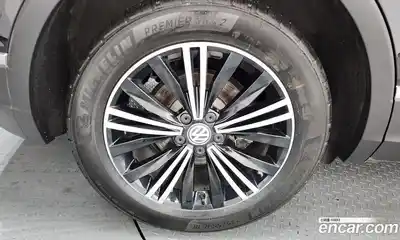 Volkswagen Tiguan 2019 2.0 автомат (гидро), миниатюра 5