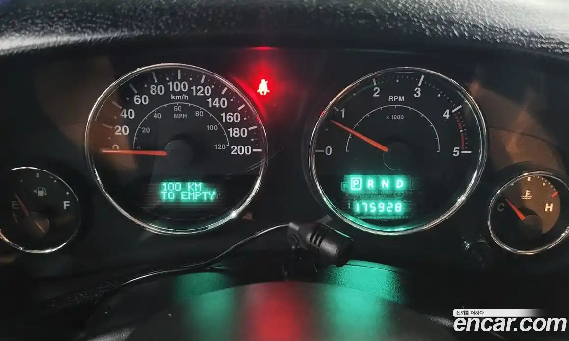 Jeep Wrangler 2014 2.8 автомат (гидро), фото 9