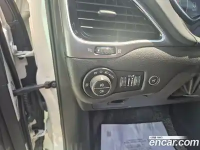 Jeep Cherokee 2019 2.2 автомат (гидро), миниатюра 12