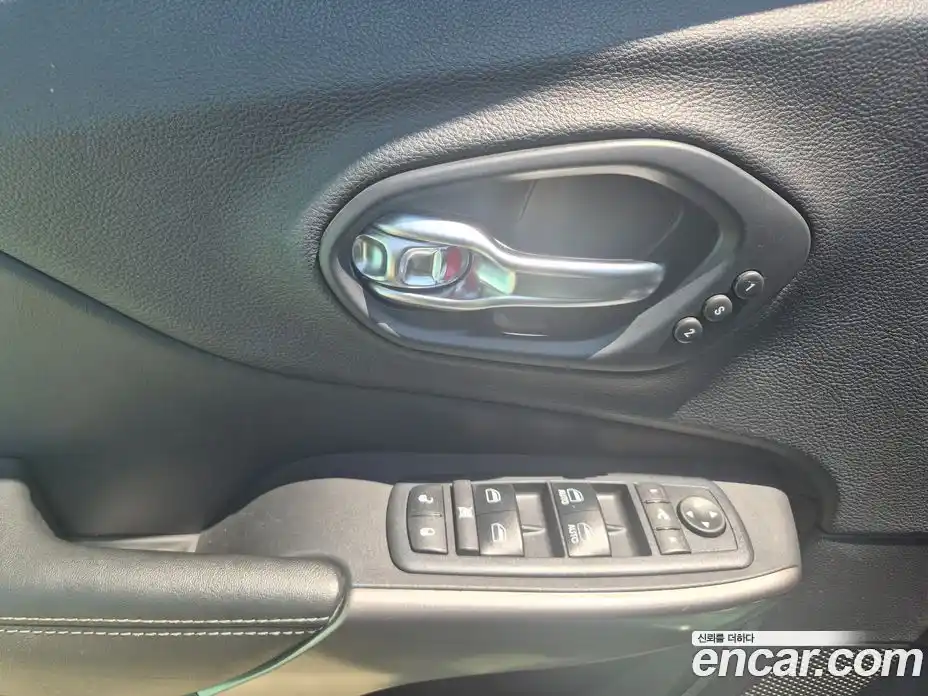 Jeep Cherokee 2019 2.2 автомат (гидро), фото 13