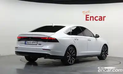 Honda Accord 2023 2.0 автомат (гидро), миниатюра 2