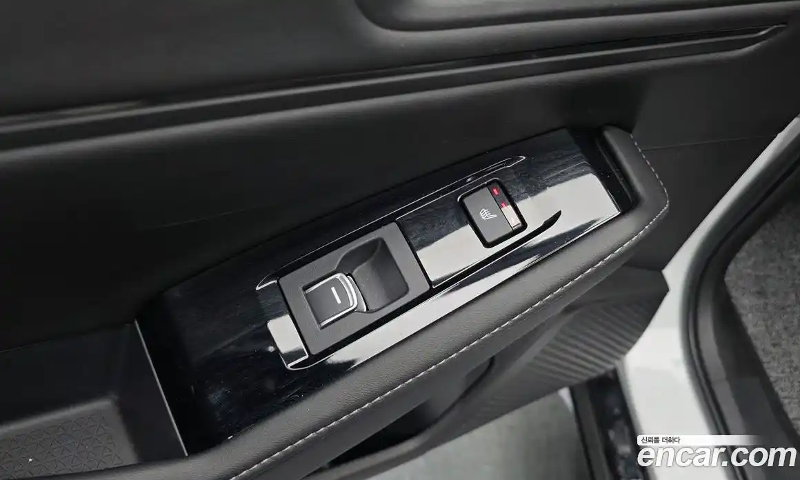 Honda Accord 2023 2.0 автомат (гидро), фото 24