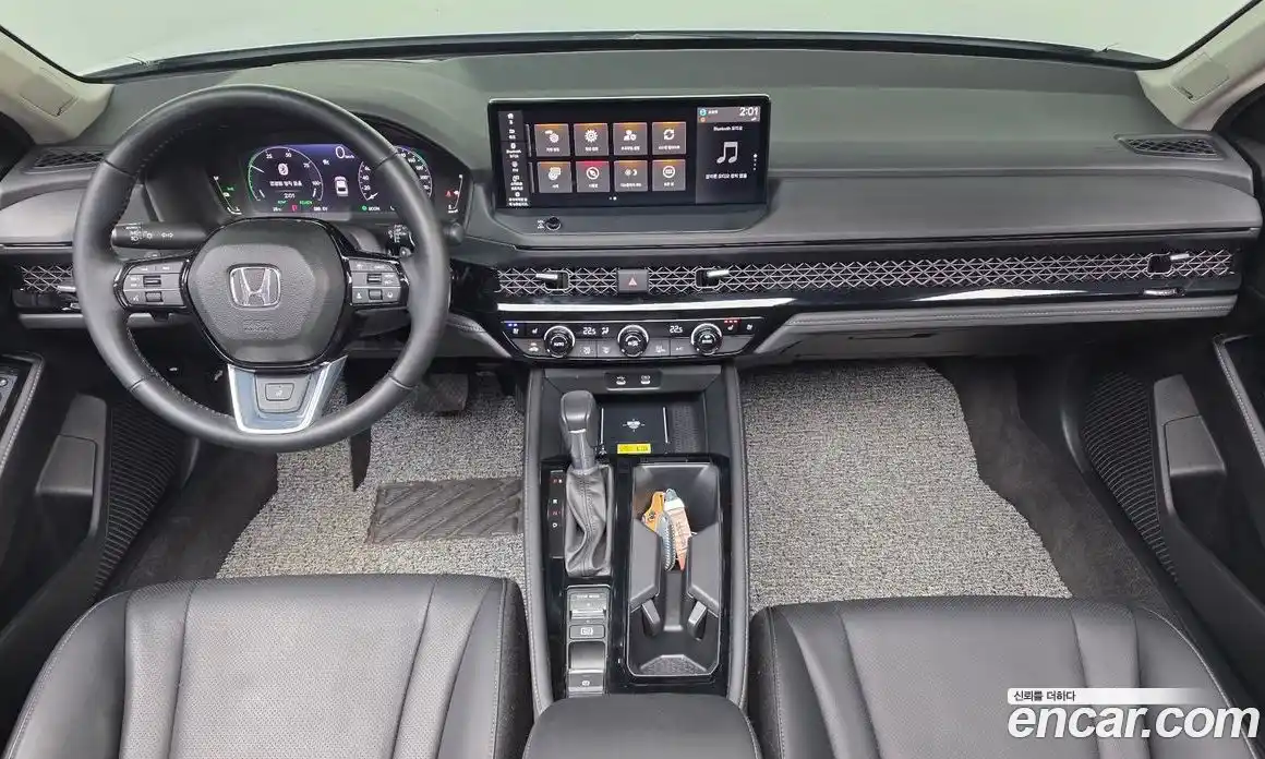 Honda Accord 2023 2.0 автомат (гидро), фото 10